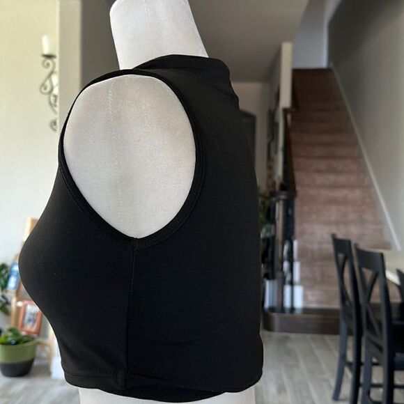 Fashion Nova Cropped Black Zip Up V Neck Tank Sleeveless Vest Style XS - Picture 10 of 11